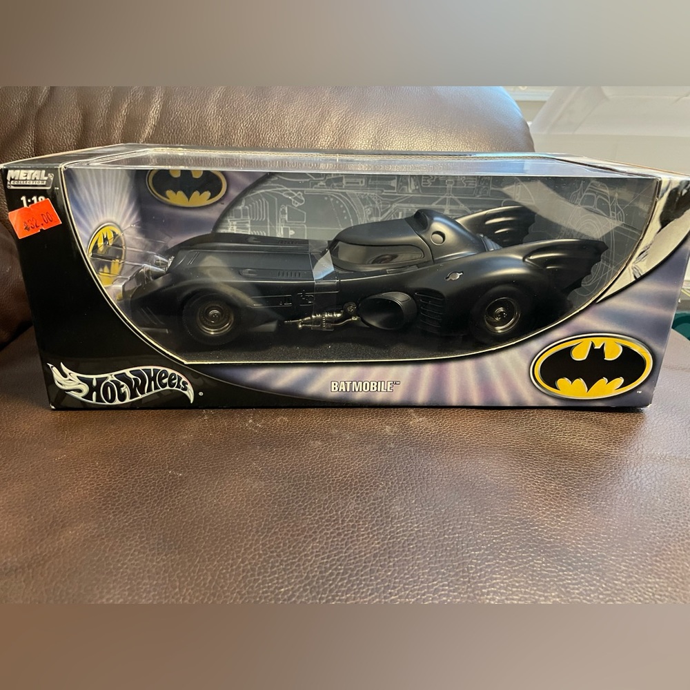 Hot Wheels Batmobile 1989 movie version